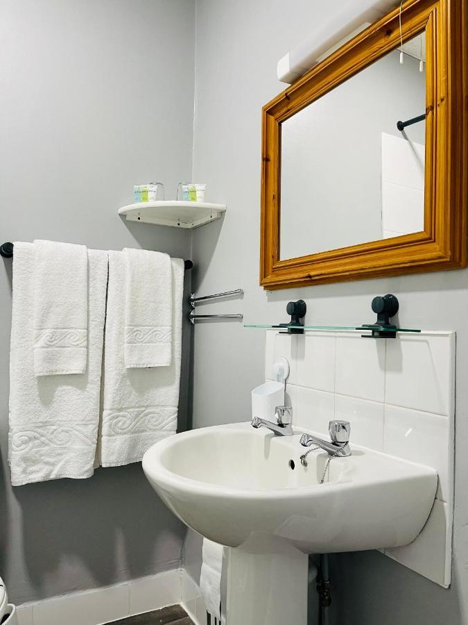 Palm Court B&B Ilfracombe Ngoại thất bức ảnh