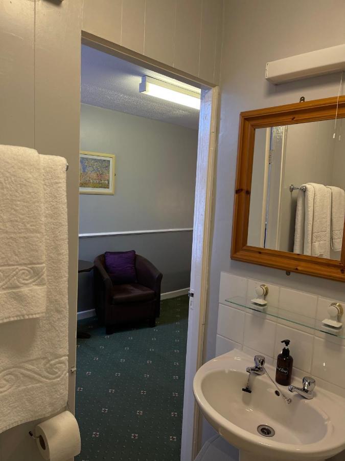 Palm Court B&B Ilfracombe Ngoại thất bức ảnh