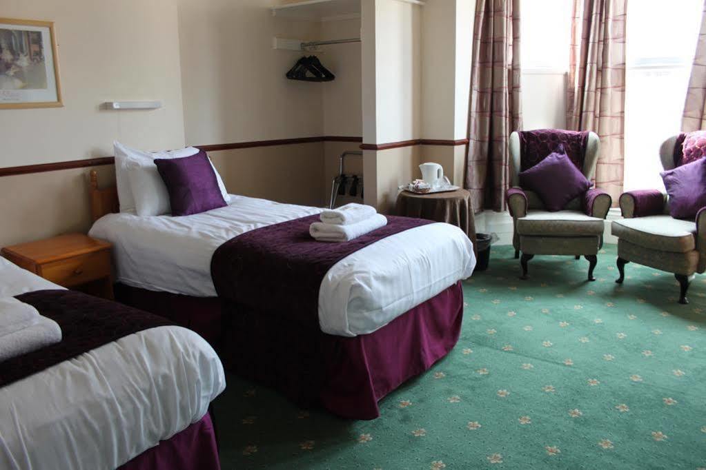 Palm Court B&B Ilfracombe Ngoại thất bức ảnh